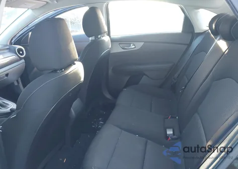 2021 Kia Forte Lxs z USA, uszkodzony, nr VIN 3KPF24AD6ME333281